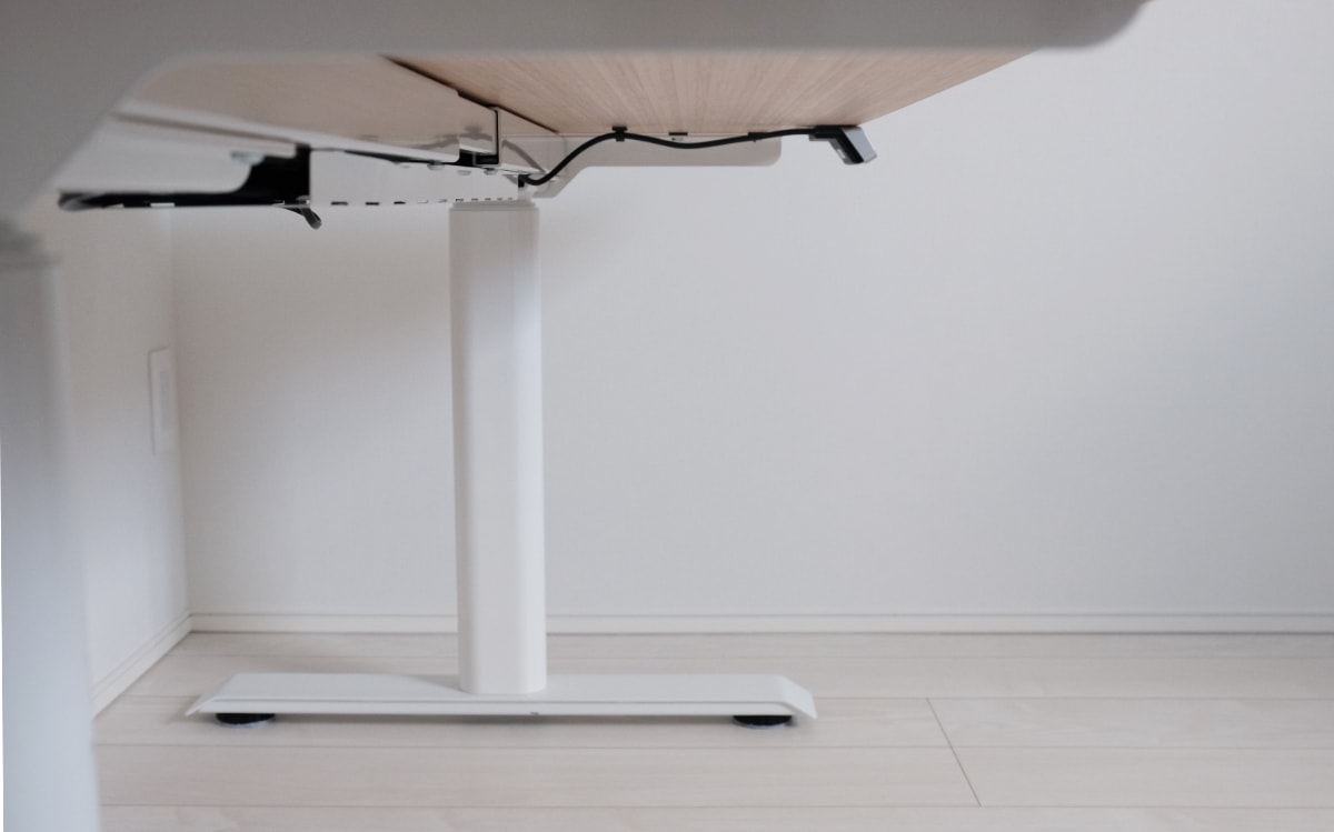 電動昇降デスク「FLEXISPOT E8 Banboo」レビュー｜組み立てと使って