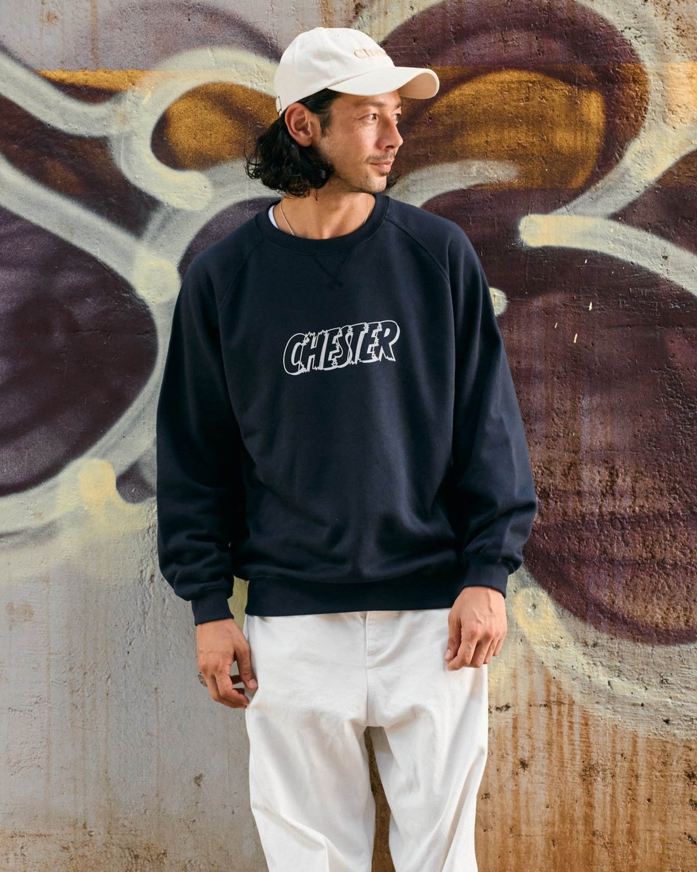 ラグランスリーブロゴスウェット -Philip-【予約販売3月上旬～中旬入荷