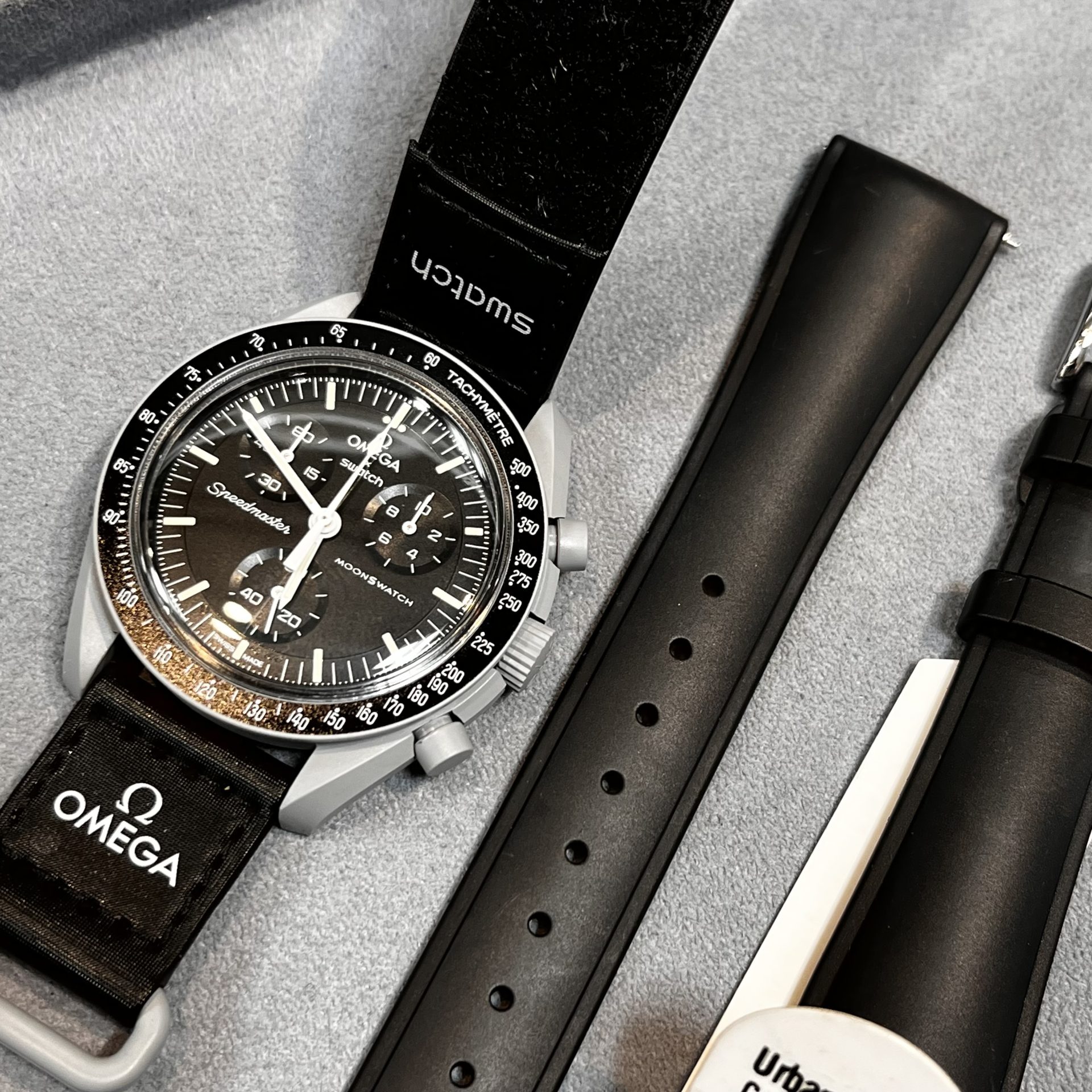 オメガスウォッチのベルト選び | 小さな時計屋 JR名古屋駅店