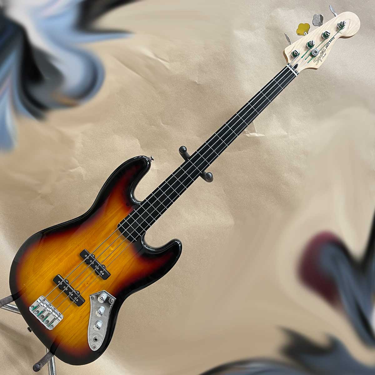 Squier Vintage Modified Series Fretless Jazz Bass | Chicago