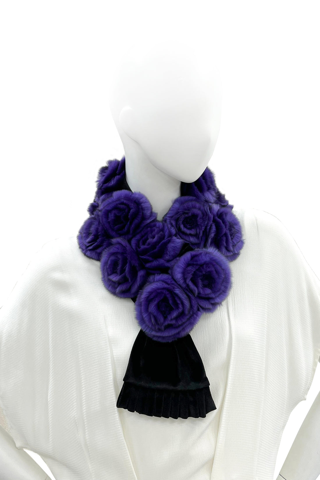 レッキスファー ローズ・ベルベットマフラー – CHIE IMAI GROUP