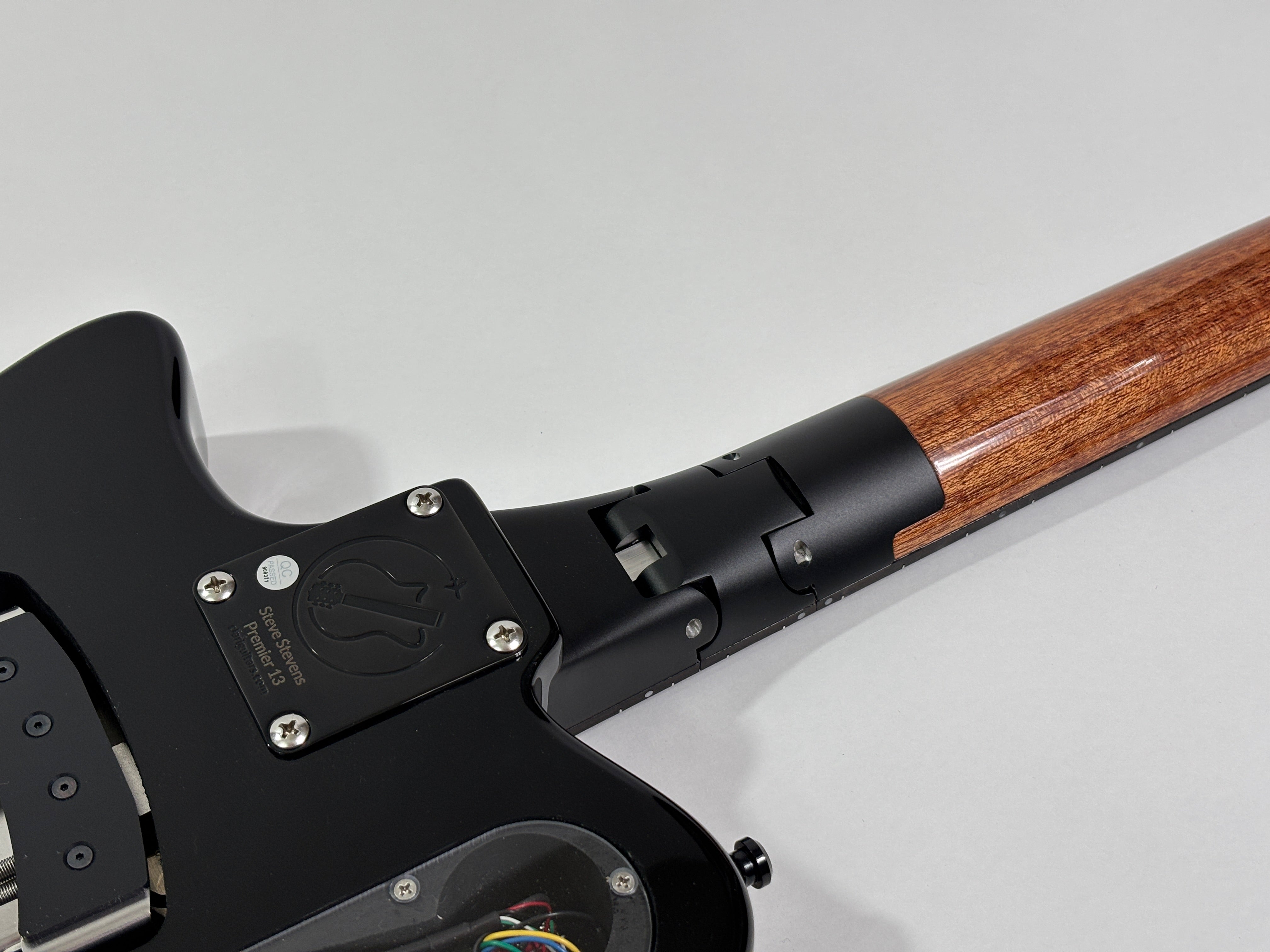 Steve Stevens Ascender Premier – Ciari Guitars