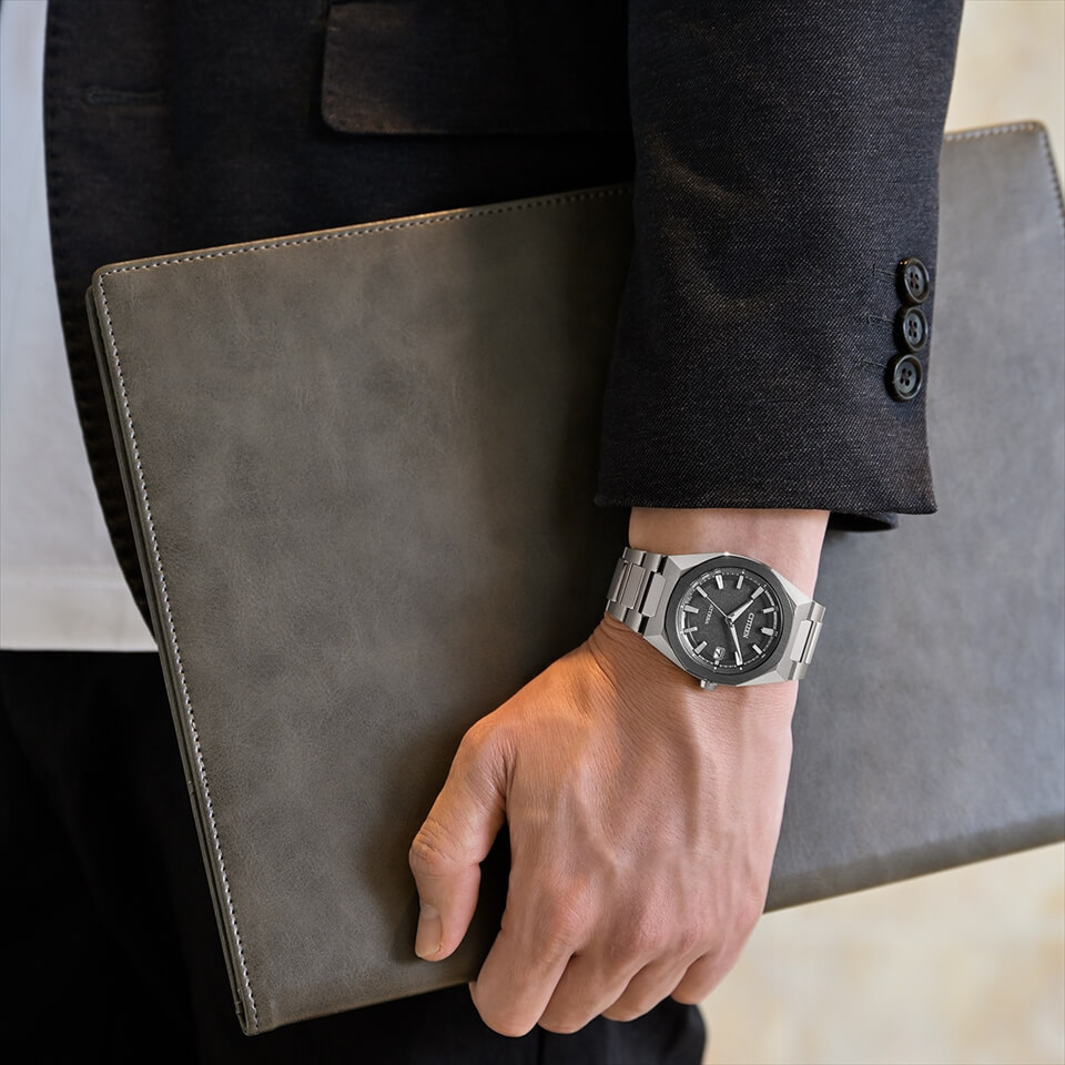 CB3044-55E: CITIZEN | シチズンウオッチ オフィシャルサイト