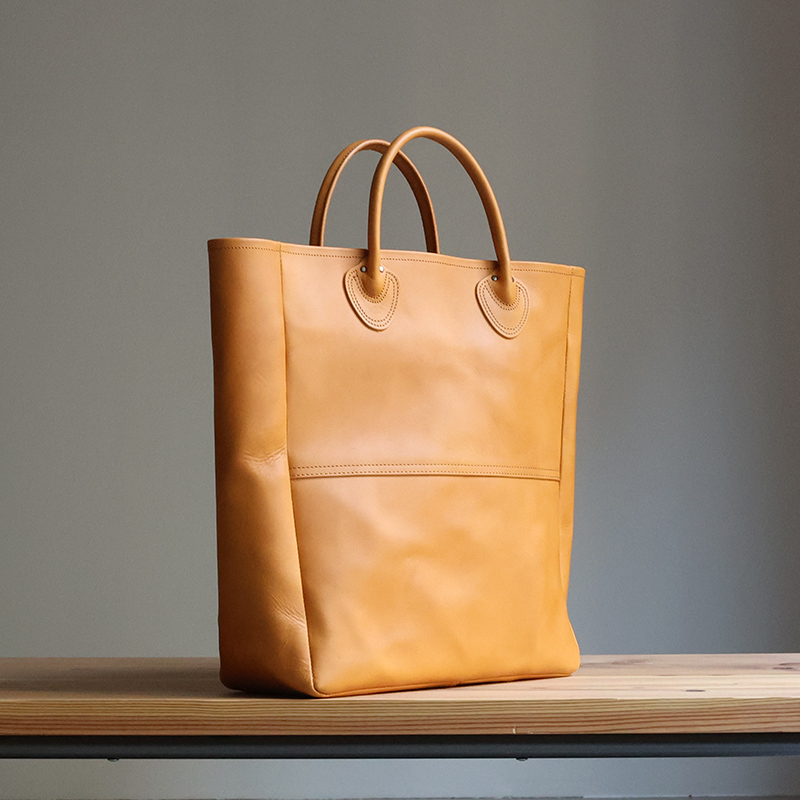 Bark Outsiders “OLD CARRY TOTE ベジタブルタンニン鞣し ” BROWN