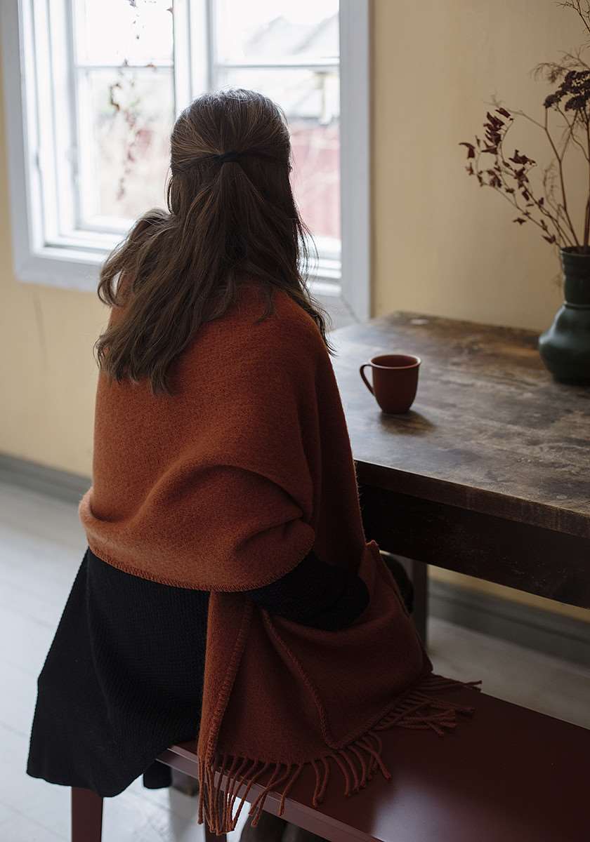 LAPUAN KANKURIT ラプアンカンクリ｜ポケットショール UNI COMFOTA