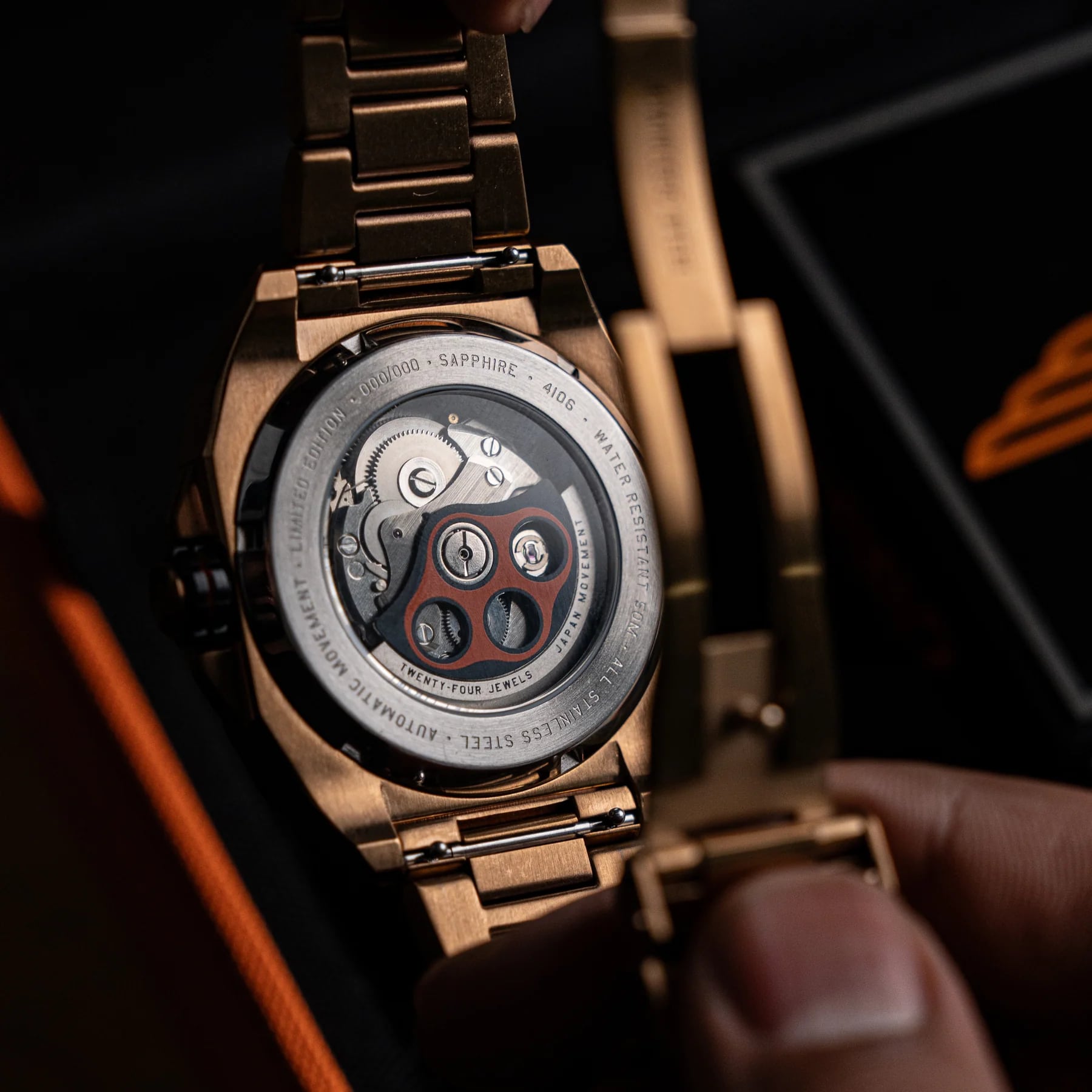 AVI-8 BELL X-1 Glamorous Glennis Automatic Mojave Green AV-4106-44