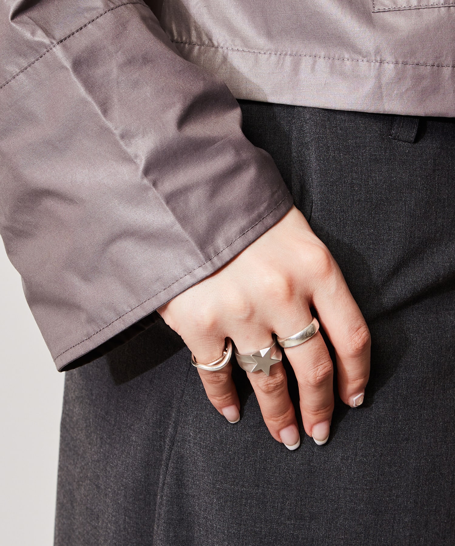 STAR☆ SIGNET RING｜CONVERSE TOKYO (コンバーストウキョウ) 公式