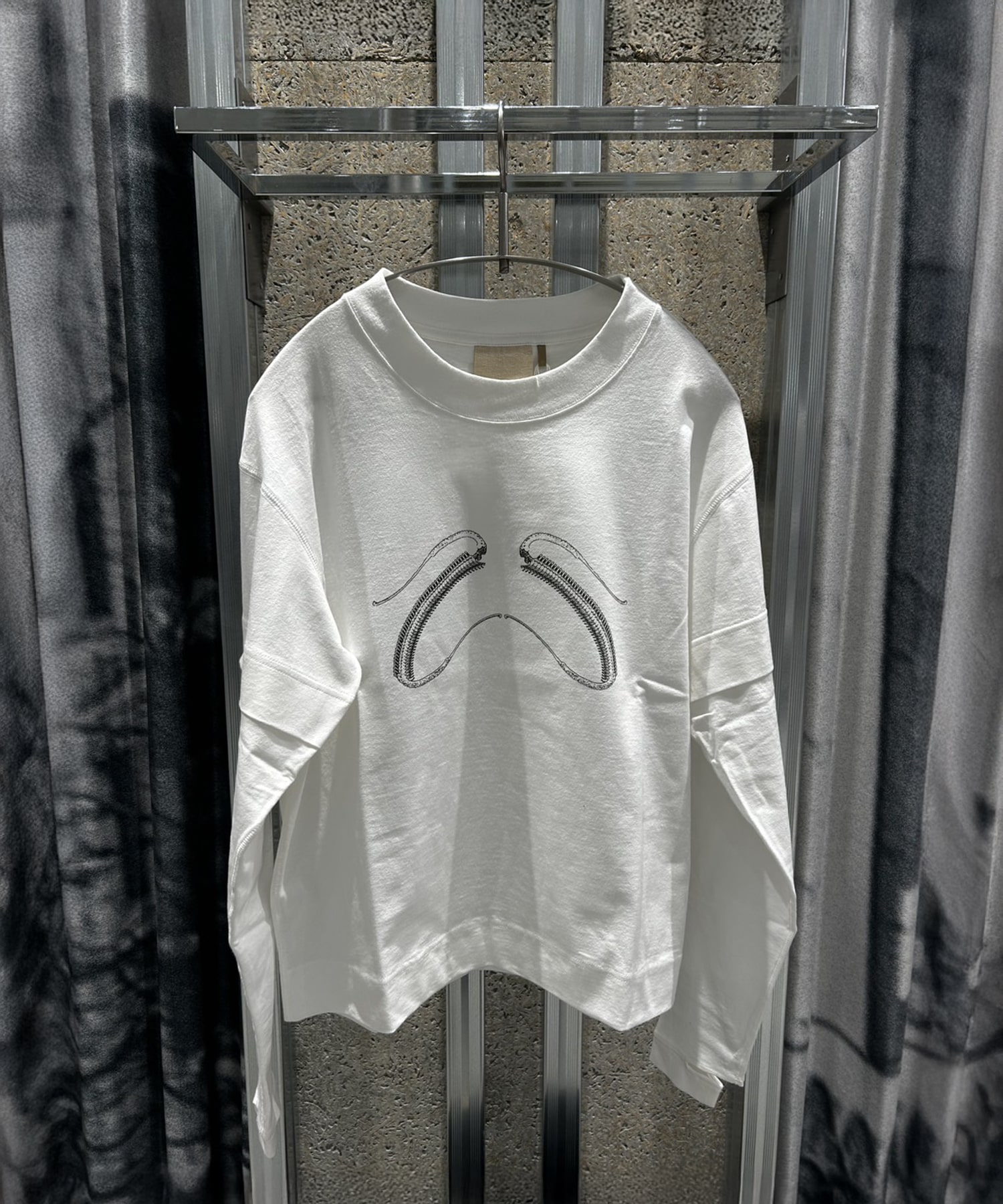 25 LS TEE ×jinjinneedle(M WHITE): JIAN YE: MENS｜CONZ ONLINE STORE