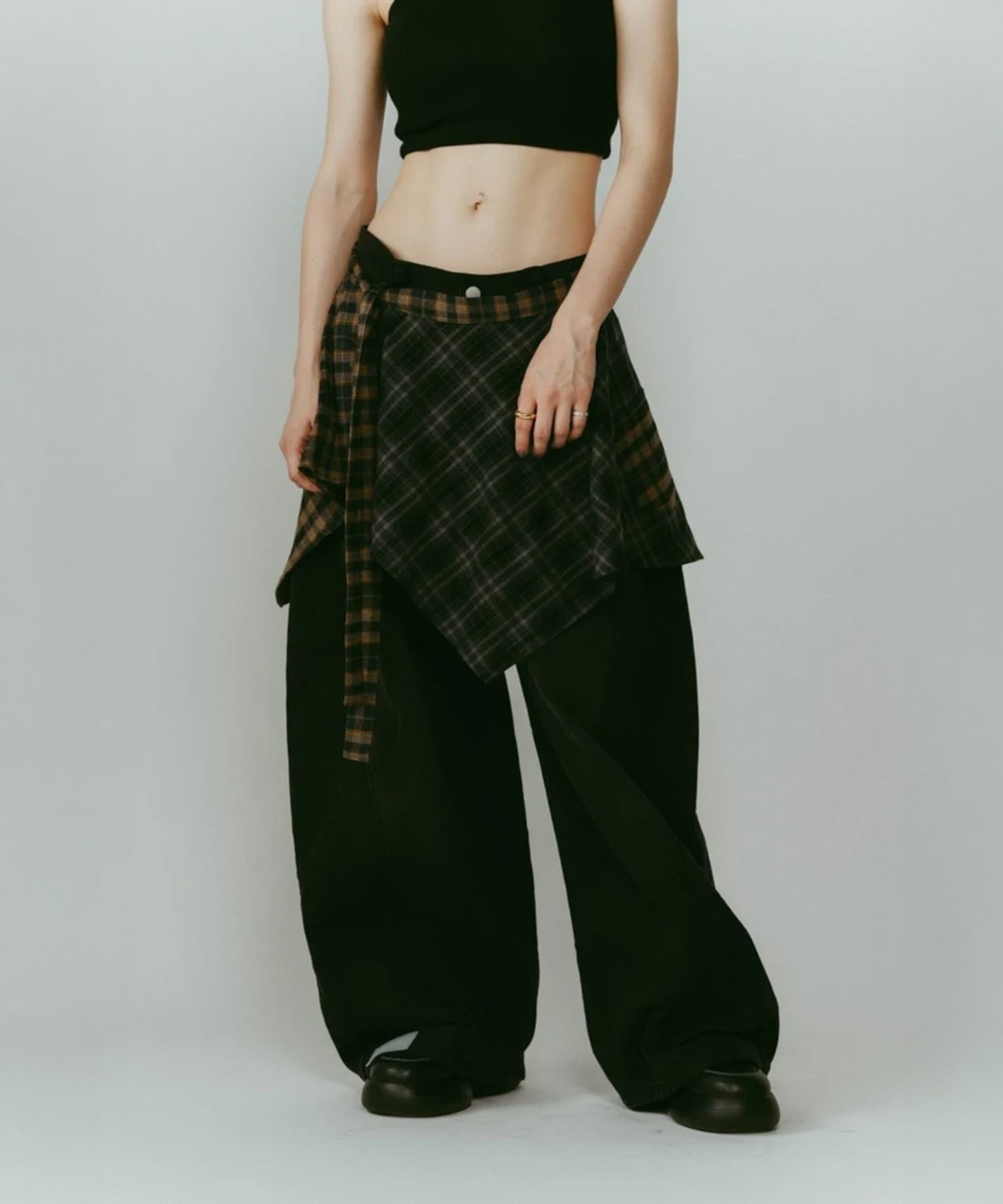 shirt wrap denim pants(XS BLACK): Knuth Marf: WOMENS｜CONZ ONLINE