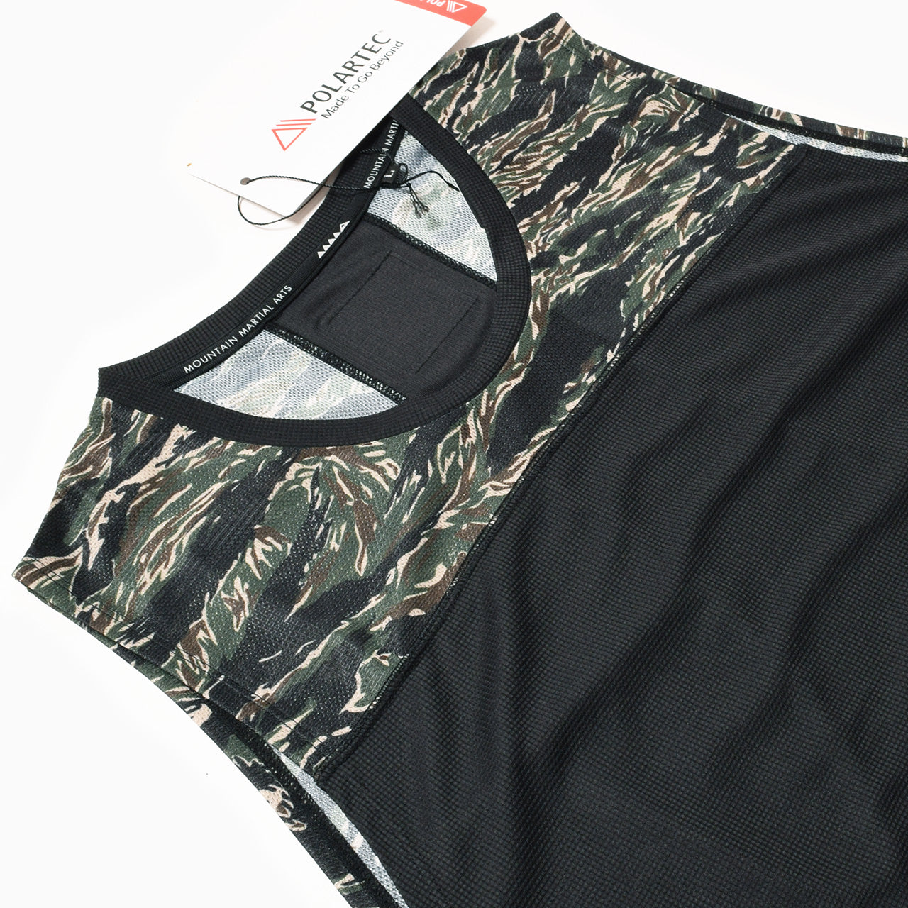 MMA 100MPJ Trail Sleeve - less Black – CONNECTED