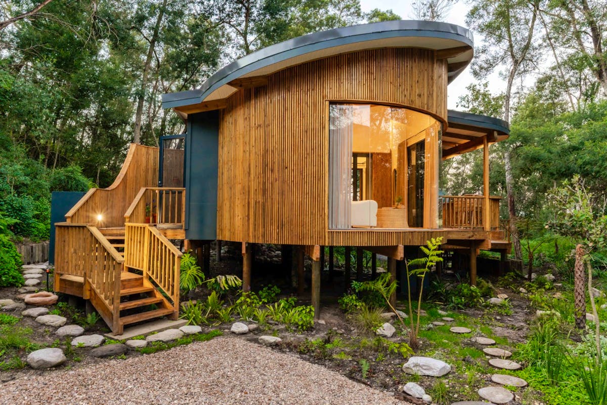 Sanjika Farm Stay – Boomhuis: Treetop Escape on the Garden Route