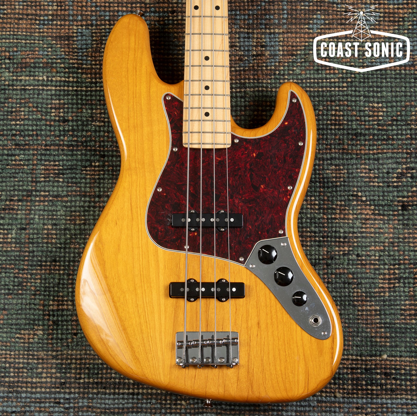 2021 Fender Hybrid II Jazz Bass Made in Japan