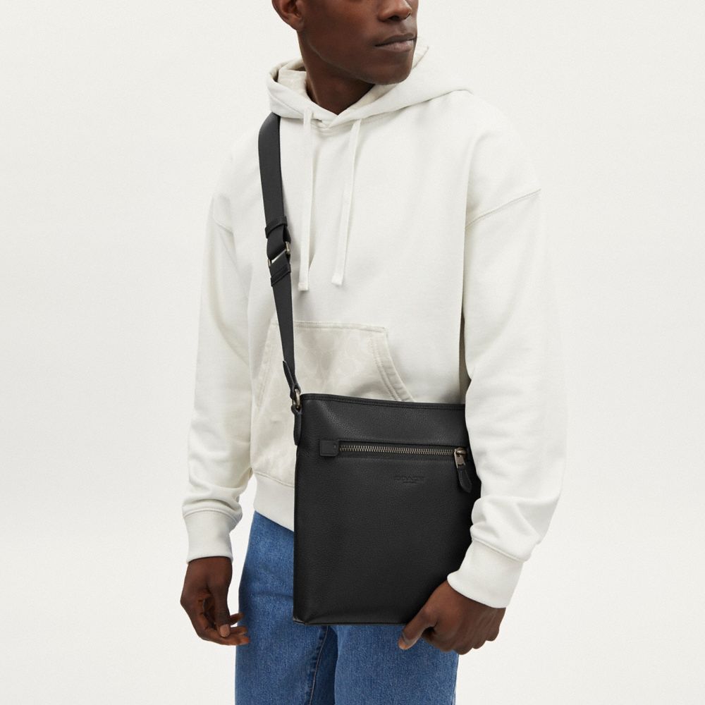 公式】コーチアウトレット | スリム メッセンジャー