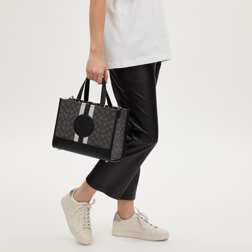 公式】コーチアウトレット | デンプシー キャリーオール・シグネチャー