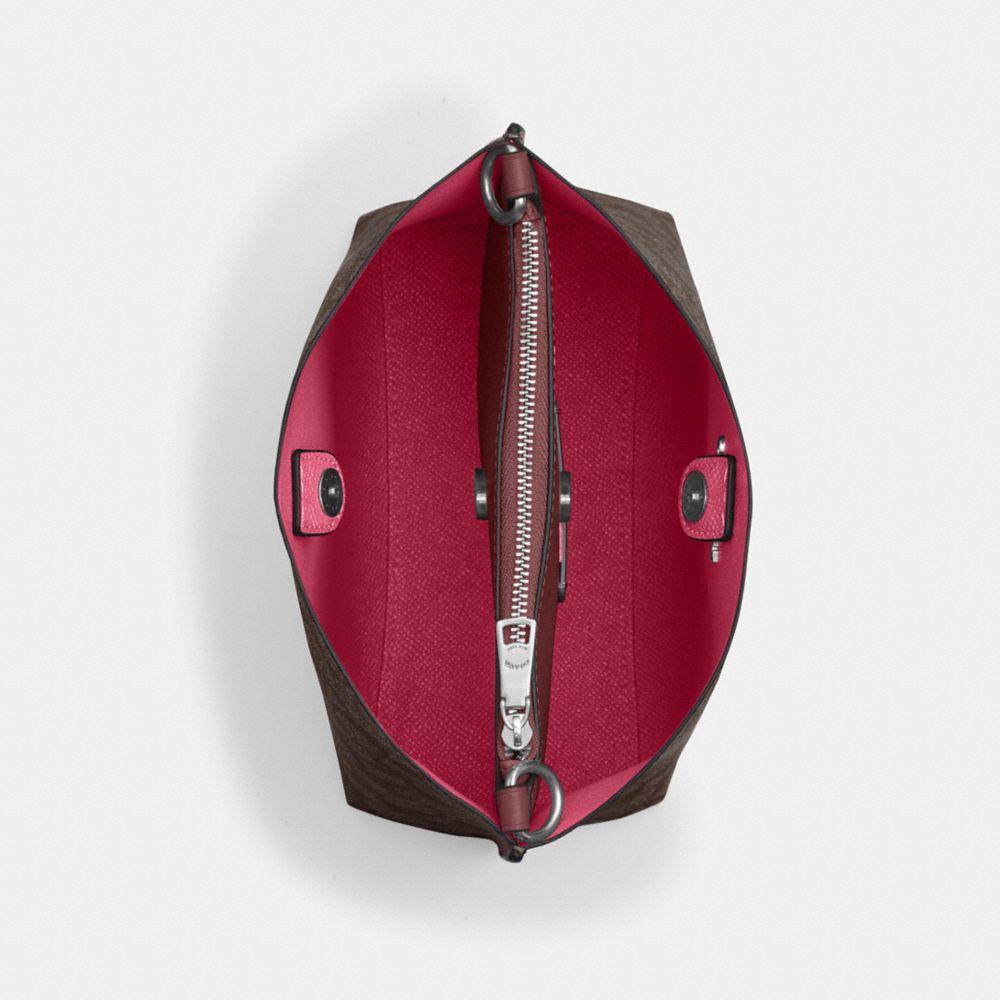 公式】コーチアウトレット | モリー バケット バッグ 22 シグネチャー