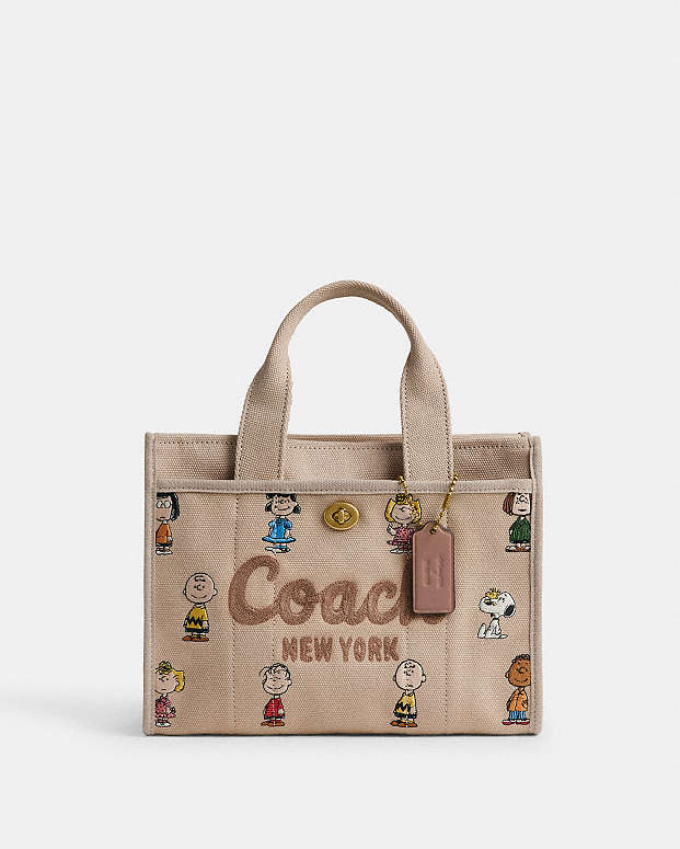 公式】COACH – コーチ | 【COACH X PEANUTS】カーゴ トート バッグ 26