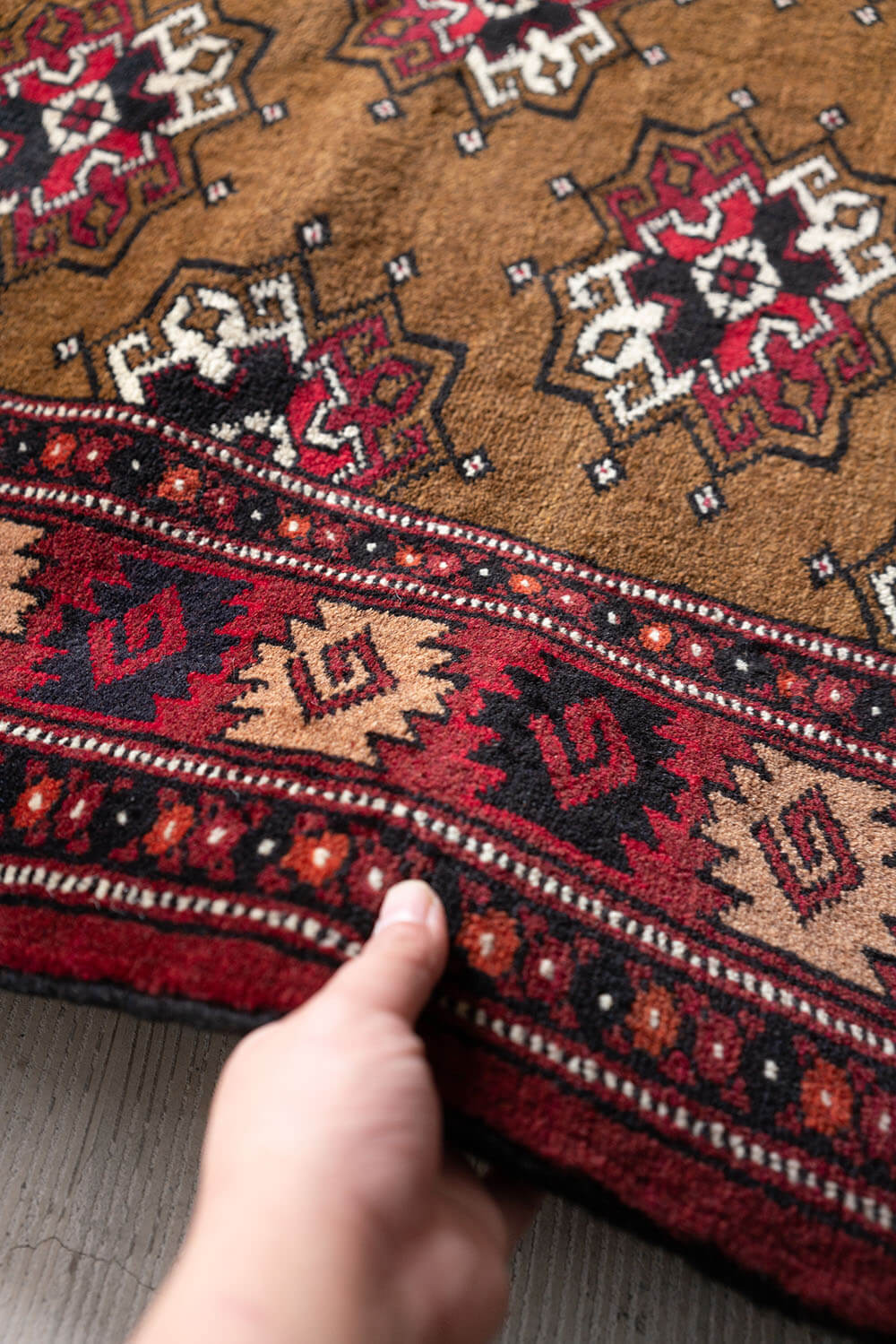 トライバルラグ 150×105cm 【BR/KH】 | cocochi ｜ 家具と服と暮らしの