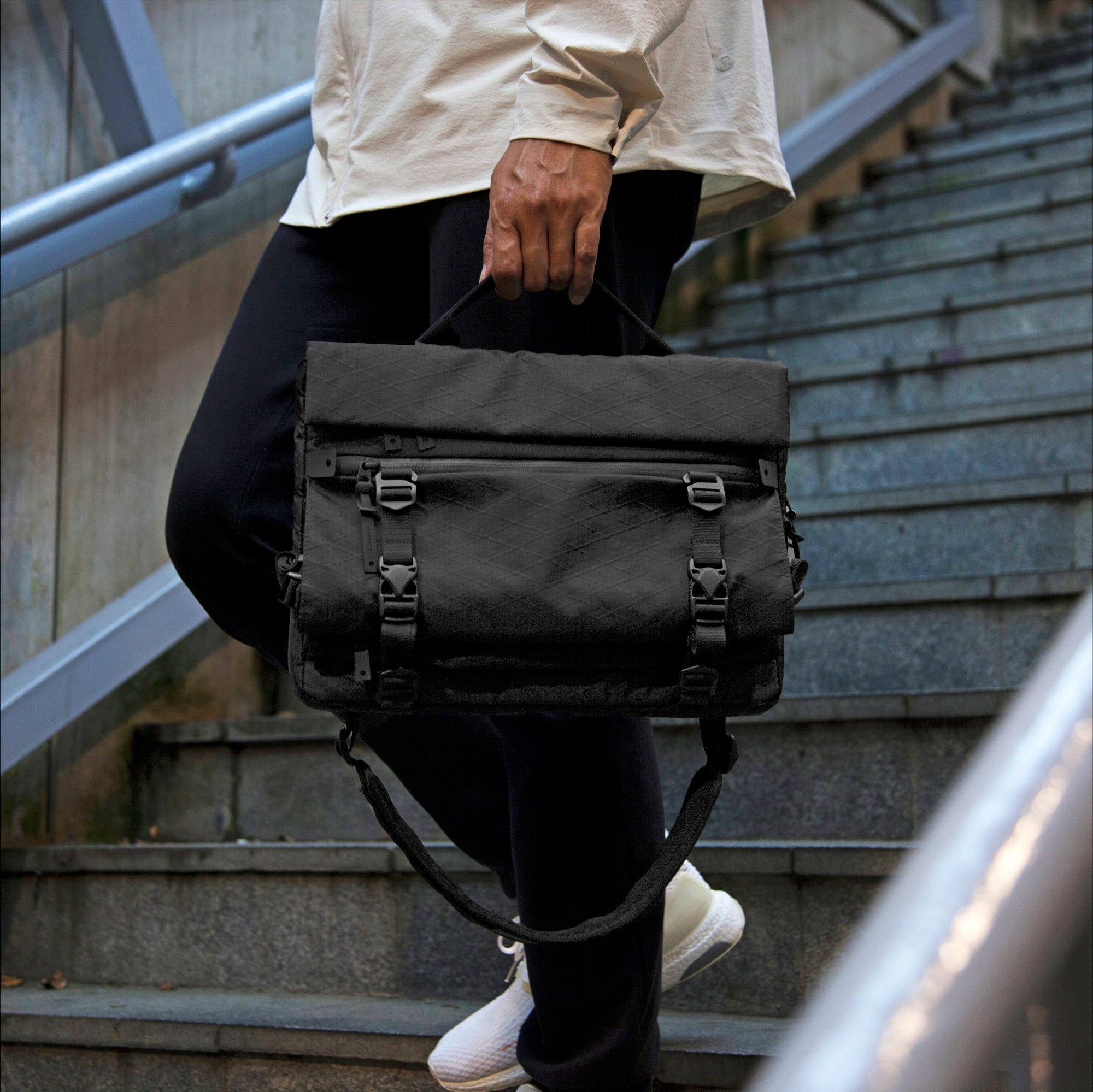 APEX LINER MAX / 2 Way Shoulder Bag | CODE OF BELL コードオブベル