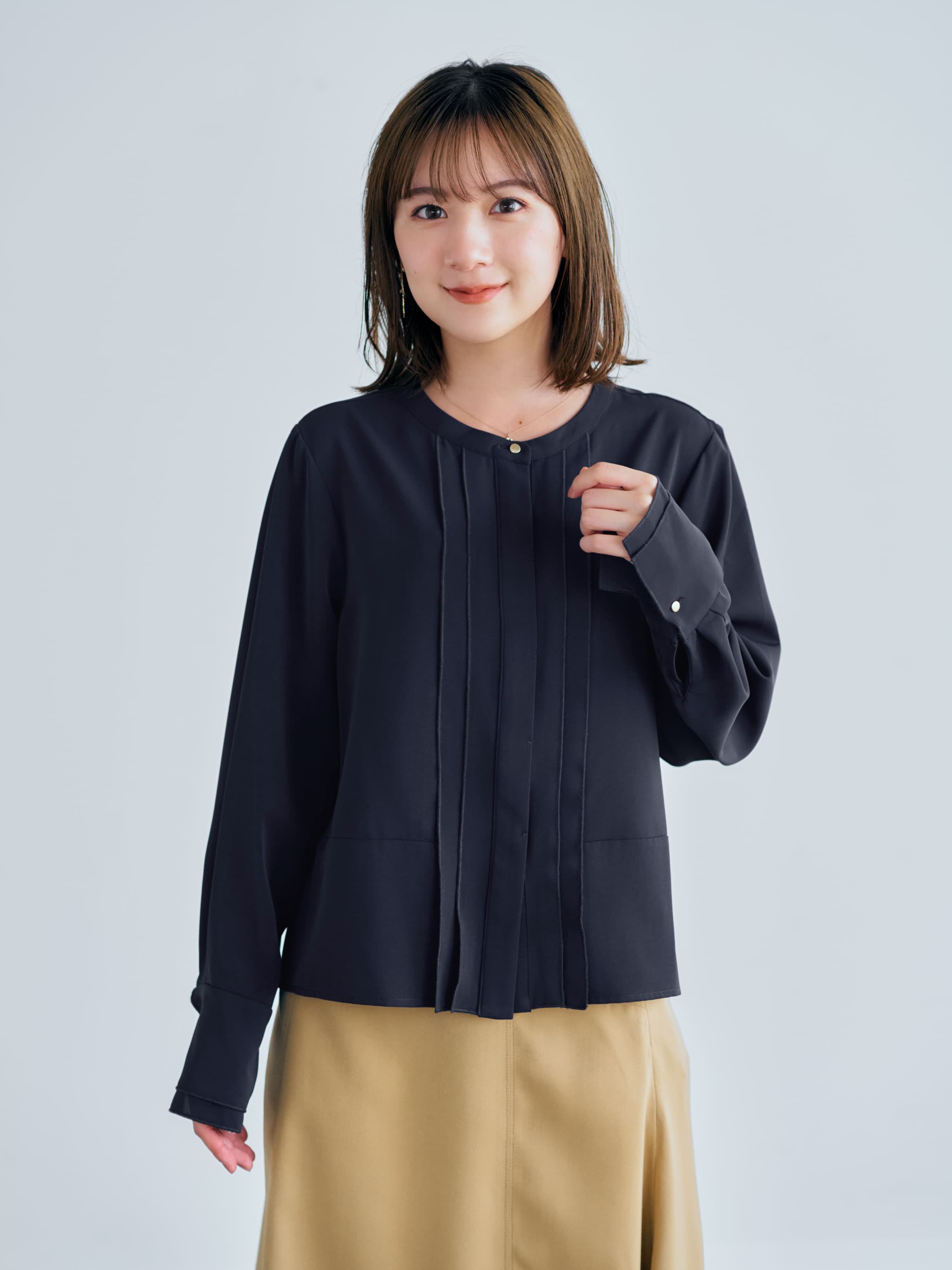 フロントデザインダブルカフスブラウス | 小柄・低身長女性向け