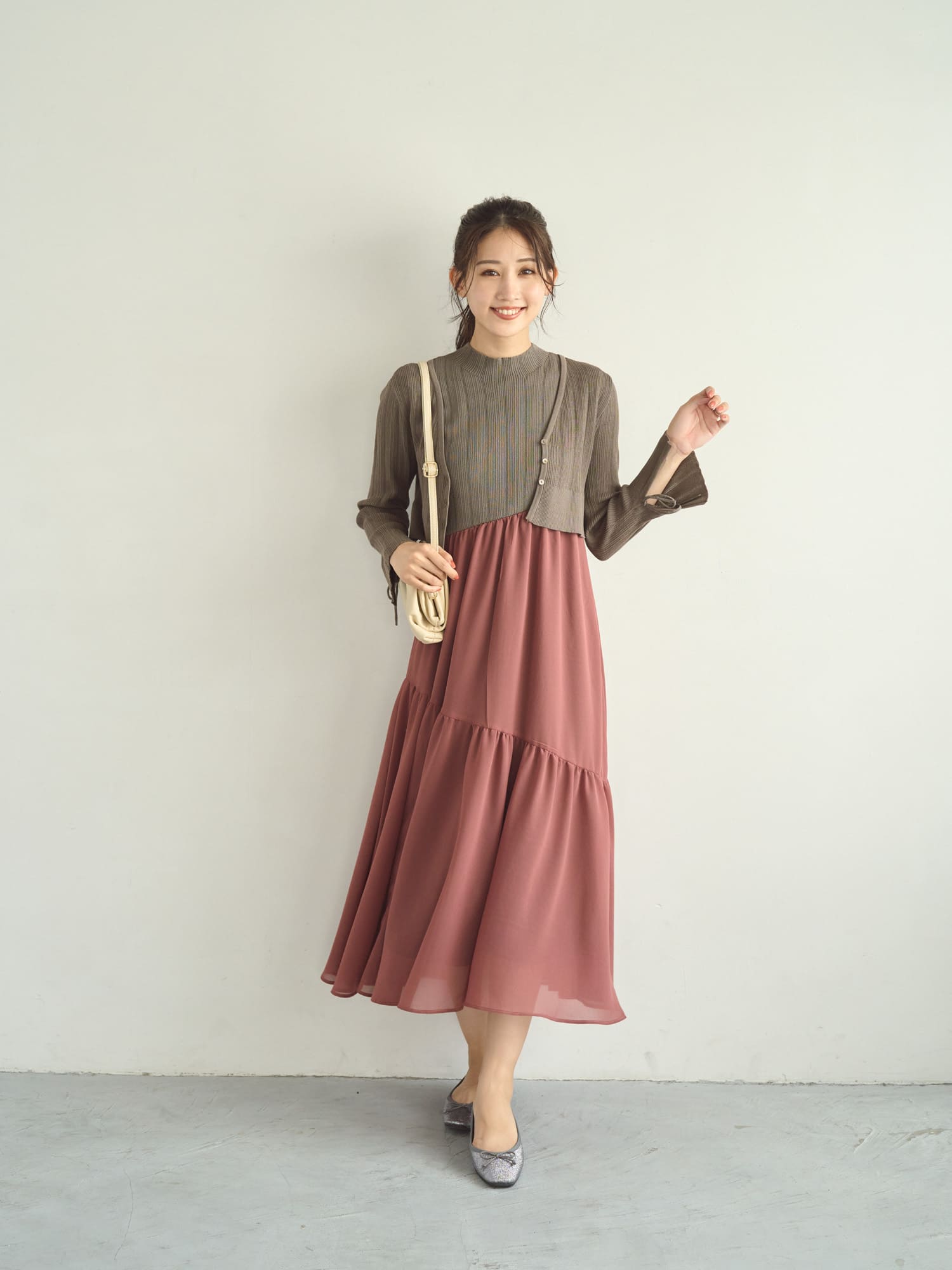 最安値 pium ヨーク切り替えティアードミニワンピース ブラウン ヨーク