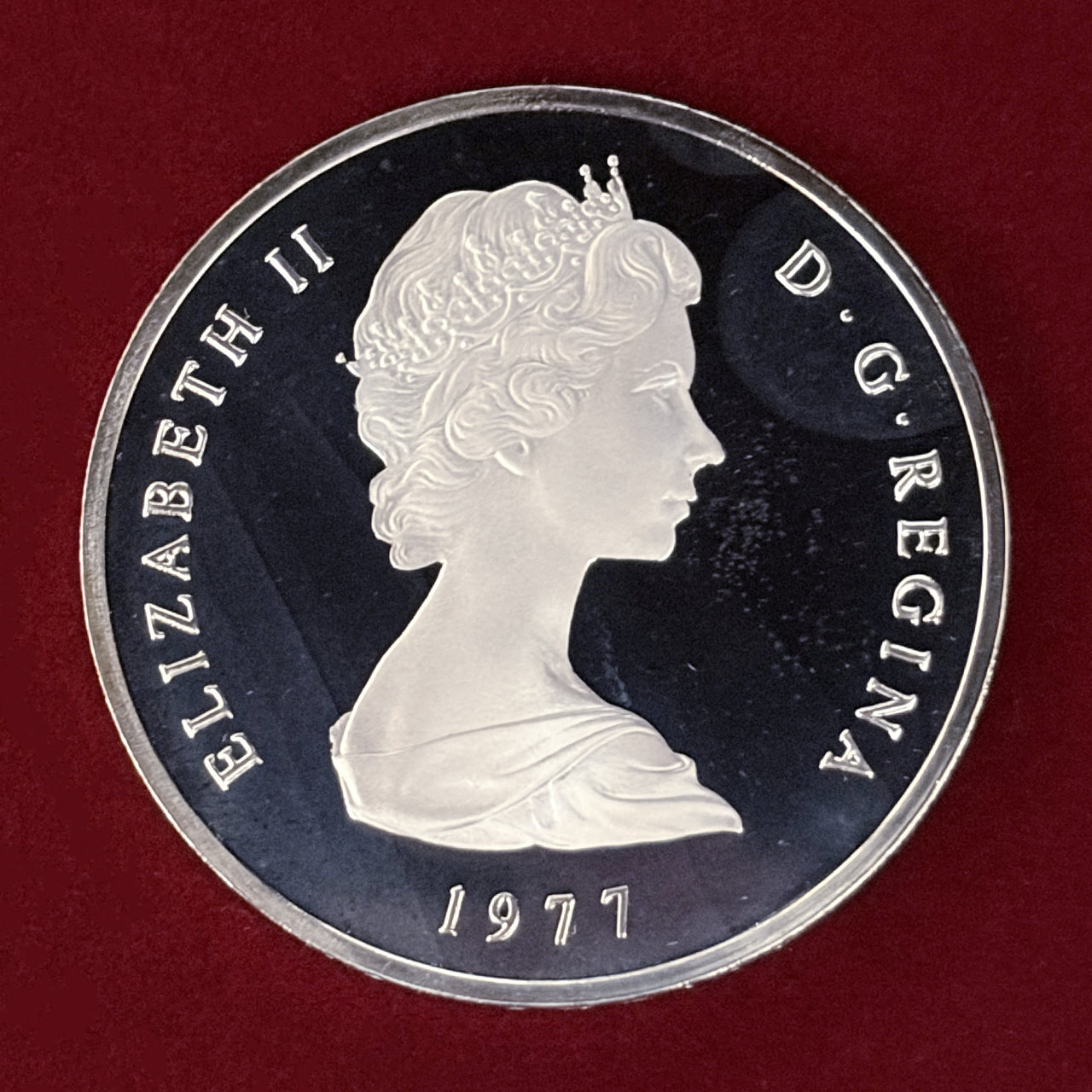 タークス・カイコス諸島】ジョージ3世 50クラウン 銀貨 1977［B