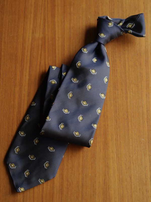 Atto Vannucci (アットヴァンヌッチ) ネイビー ジャカード 小紋柄