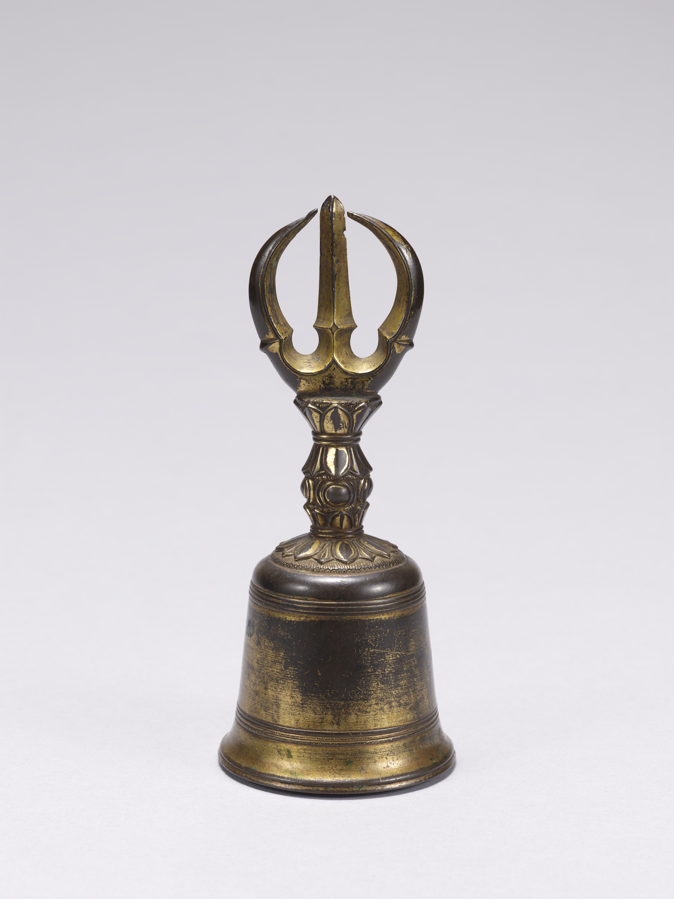 九州国立博物館 | 収蔵品データベース | 三鈷鈴