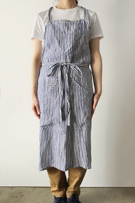 オールドマンズテーラーの爽やかなストライプのエプロン | お知らせ