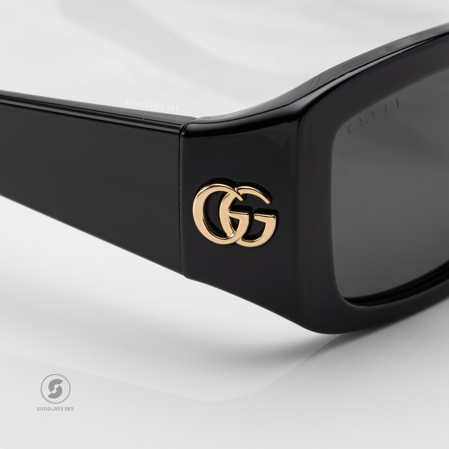 แว่นกันแดด GUCCI GG1403SK 001