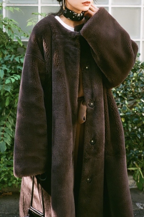 松本恵奈のMUST BUY- CLANEのお気に入りアイテム紹介 “NO-COLLAR FUR