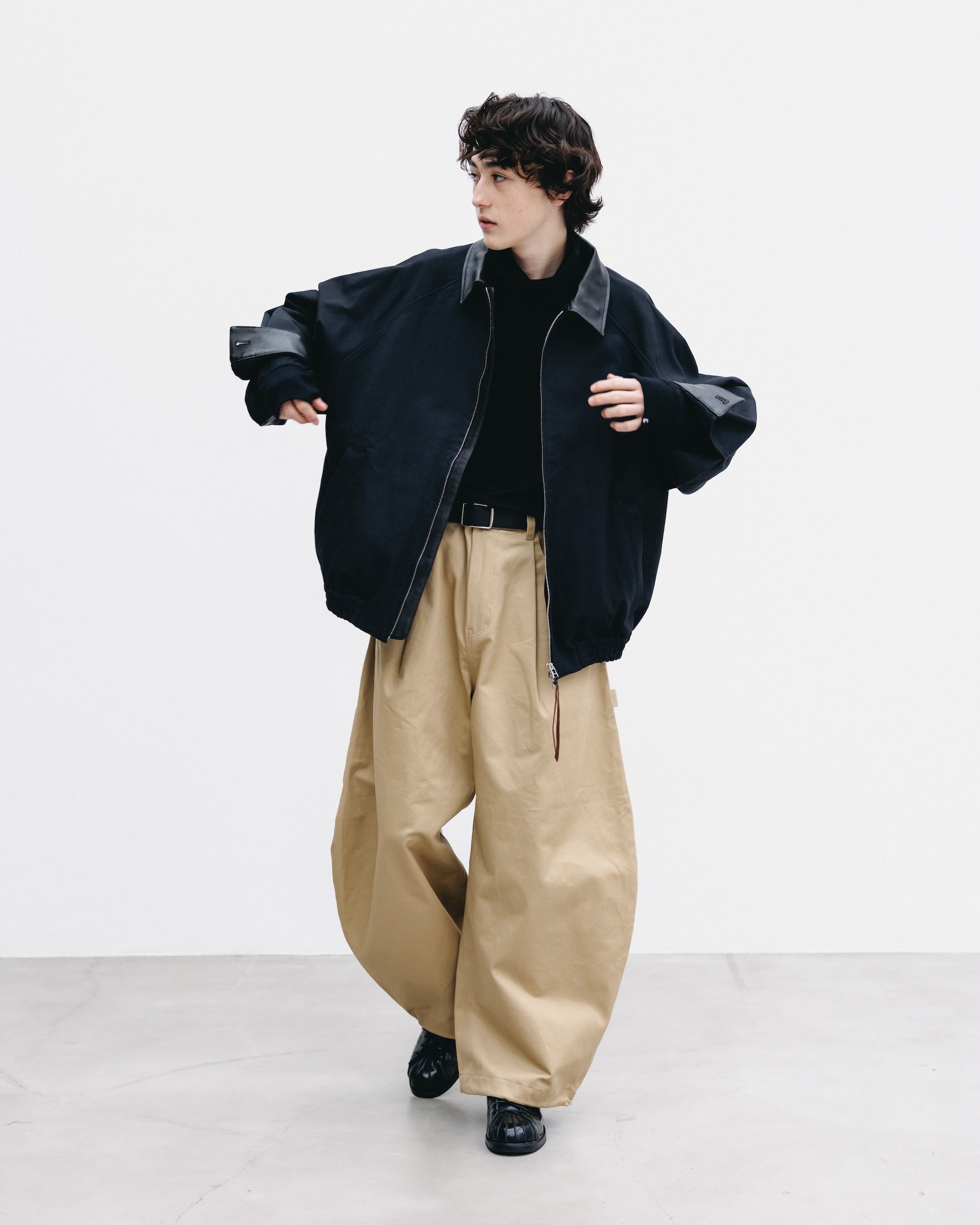 DUCK CITY UTILITY JACKET (BLACK)