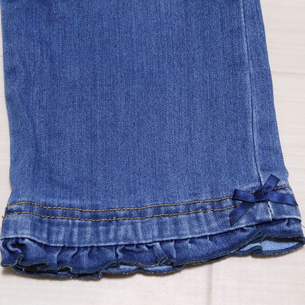 ブルーウォッシュ加工裾フリルストレッチパンツ - ピンクハウス通販