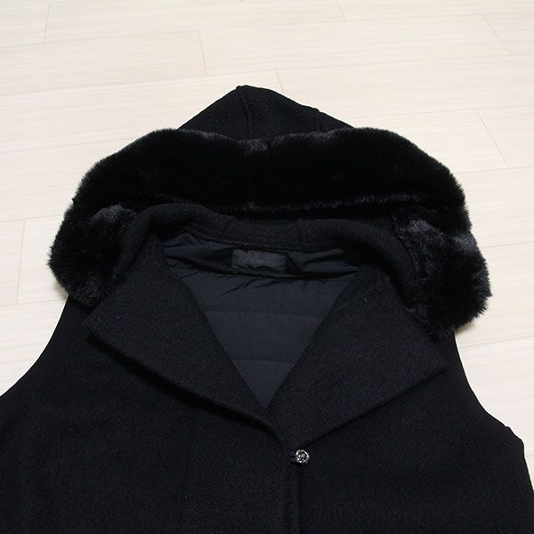黒ファー使いフーディドロングベスト - ピンクハウス通販｜リサイクル