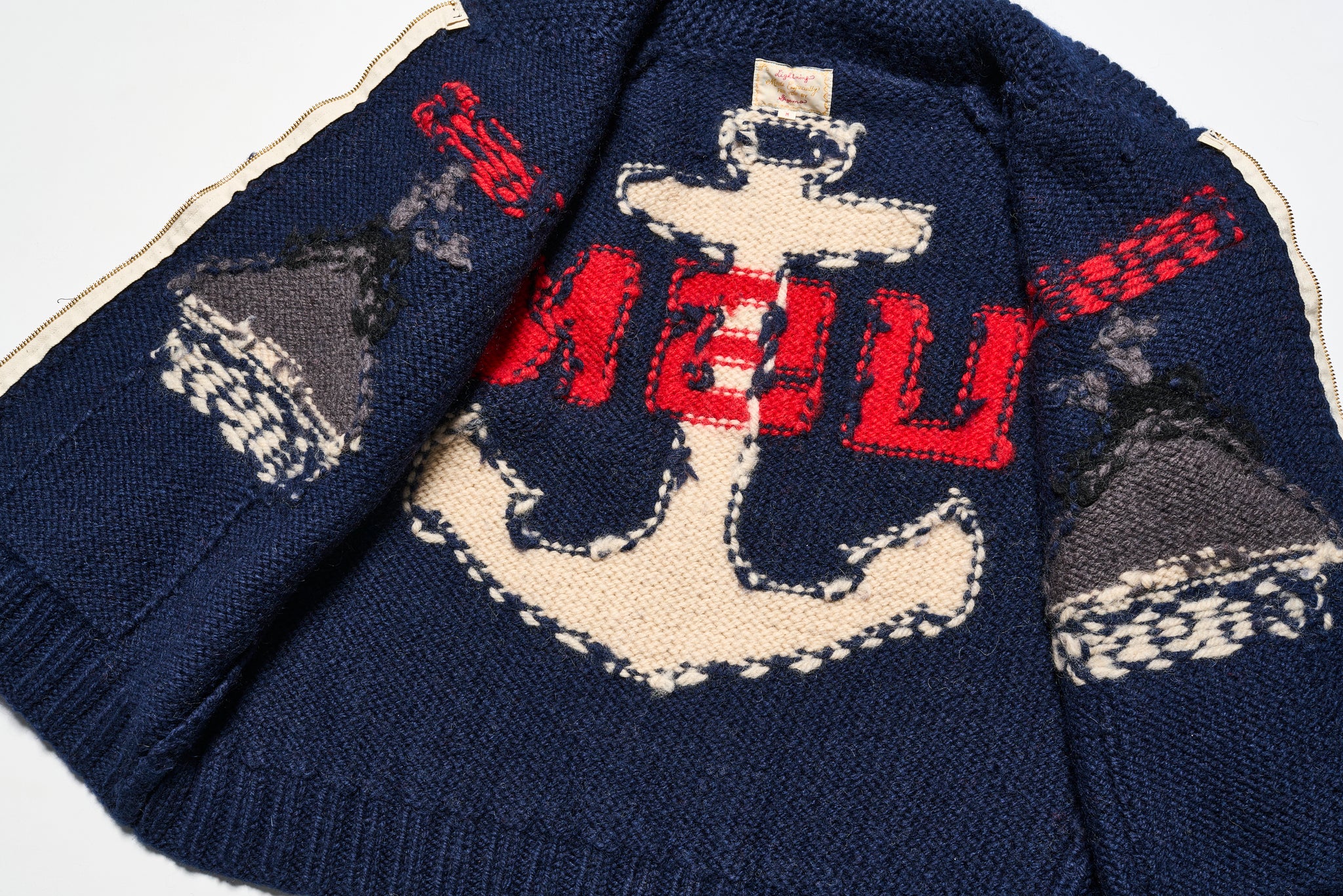 11_3abbcf35-9a54-4310-8fc2-