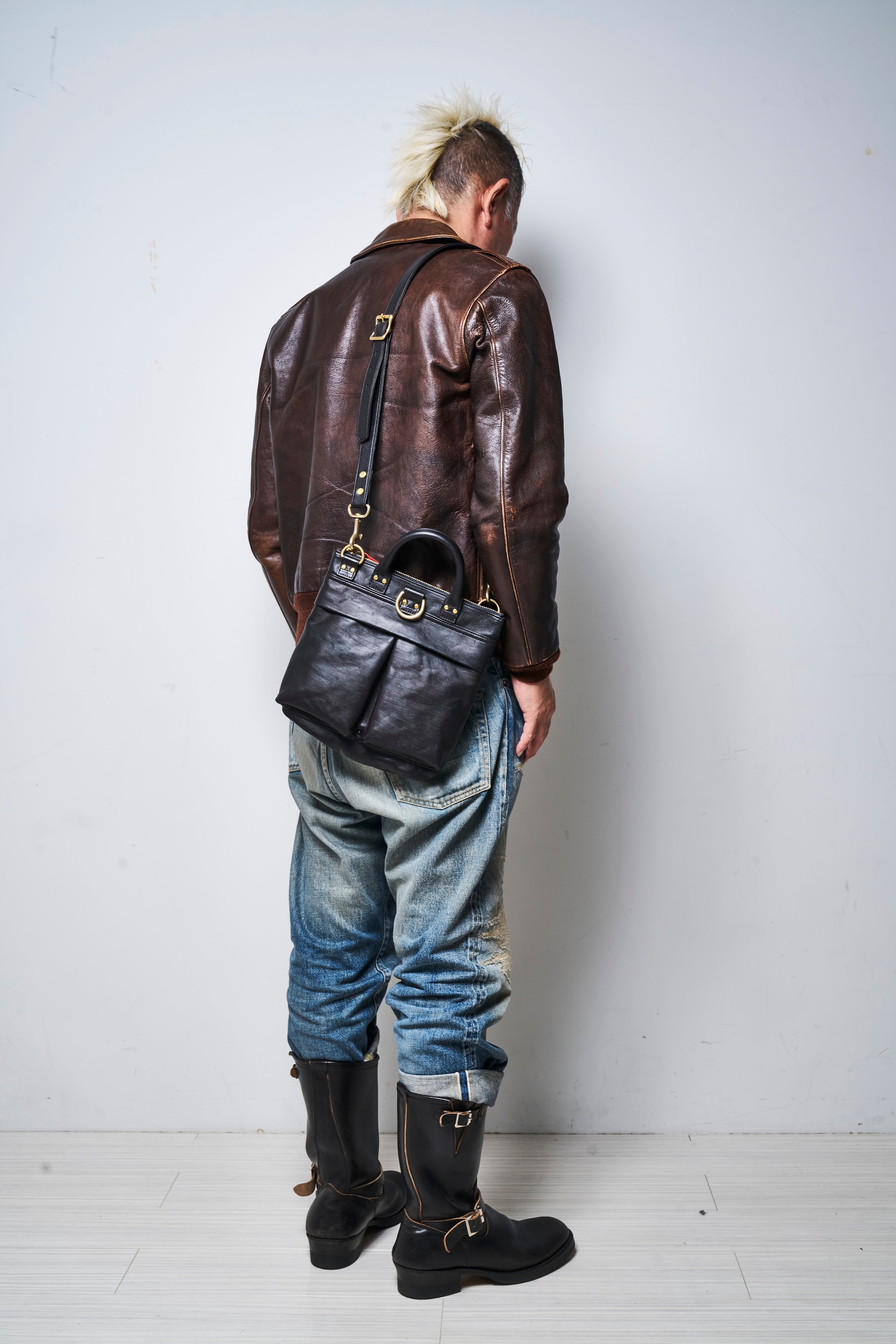 池田工芸×Lightning 純国産「赤茶芯」ホースハイド RED T-Core Leather