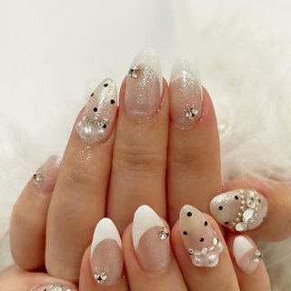 2026年】新着順｜フレンチ/ビジューのネイルデザイン｜ネイルブック