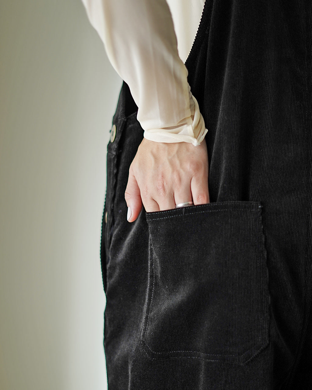 サクラ SACRA フィンクスコットン コーデュロイ サロペット レディース