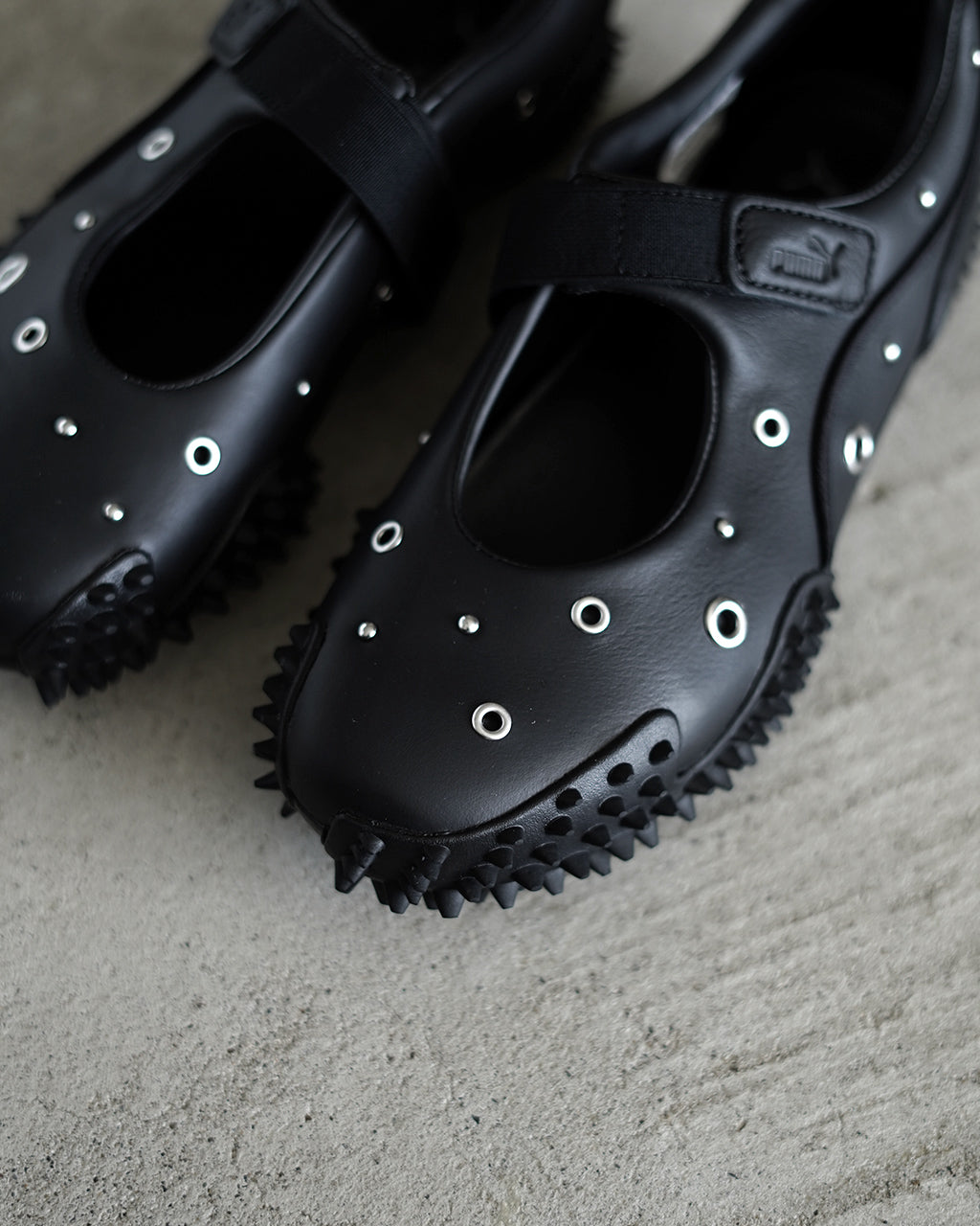 プーマ PUMA モストロ フェイ スタッズ スニーカー サンダル