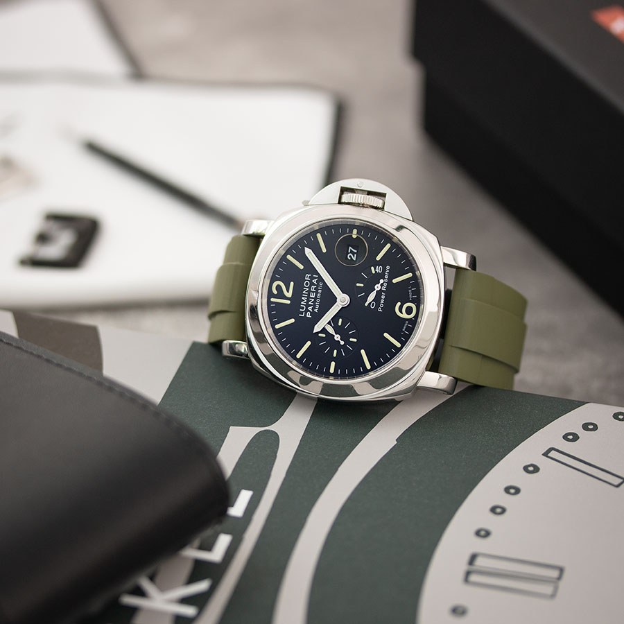 パネライ 交換用時計ベルトオーダー｜ラバー ブラック｜交換用時計