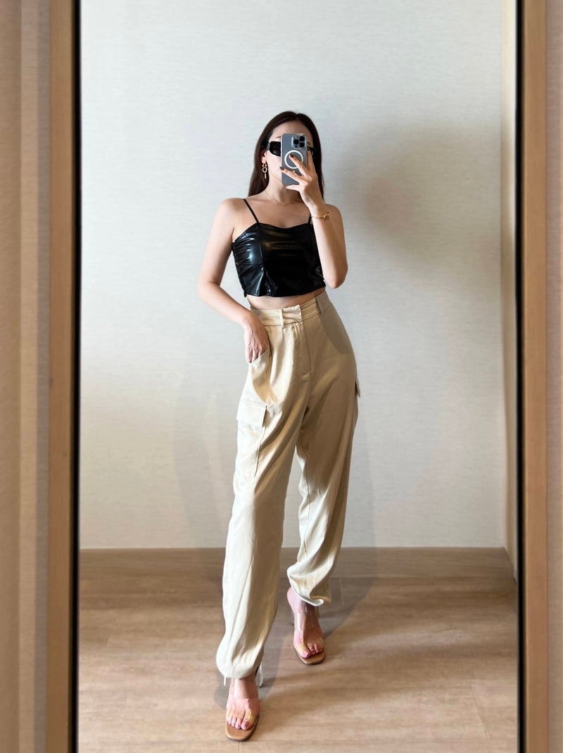 フェイクレザーレースキャミソール DPB56006 – CRAMMY