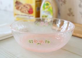 マニー ステンシルローズ 陶器 － フレンチカントリーのバラ柄、レース