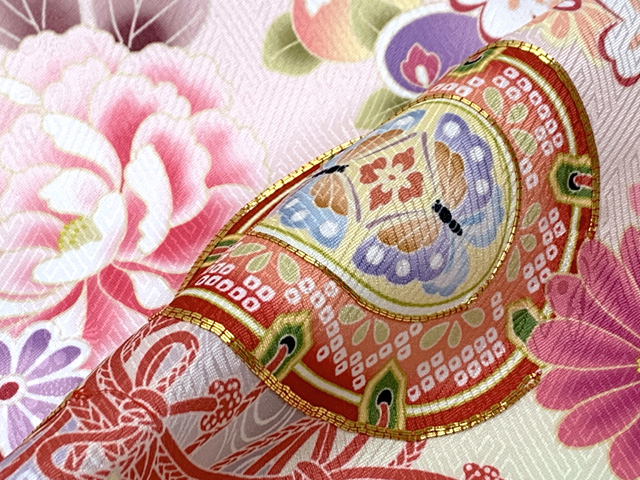 七五三 着物 2025年新作 7歳 絵羽柄の四つ身の子供着物(合繊) 単品