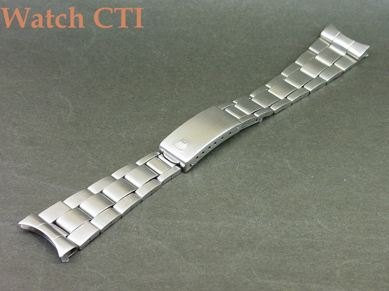 Category Archives: BRACELET