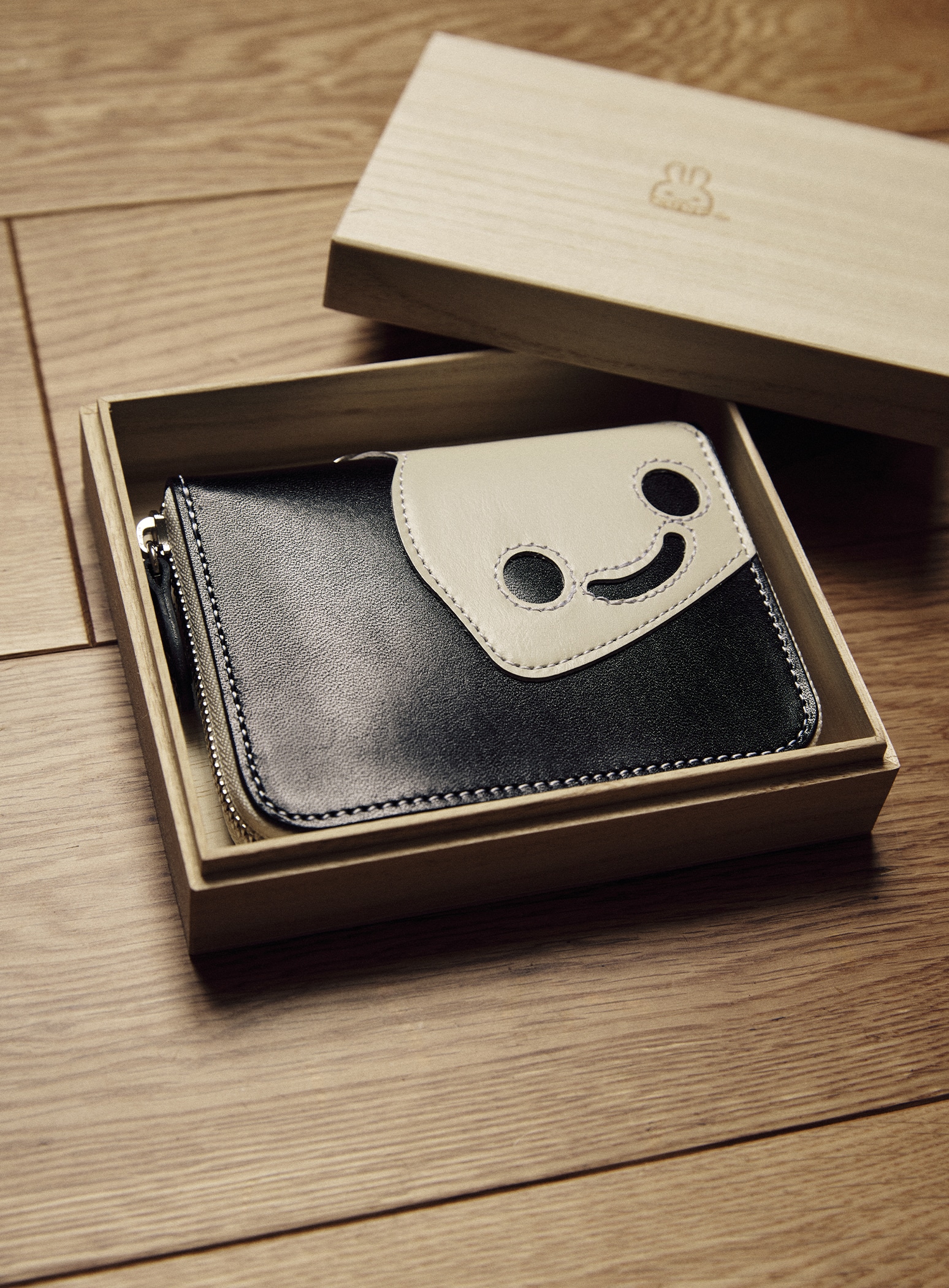 レザーロングウォレット SHORT｜ウサギがいる｜CUNE ONLINE STORE