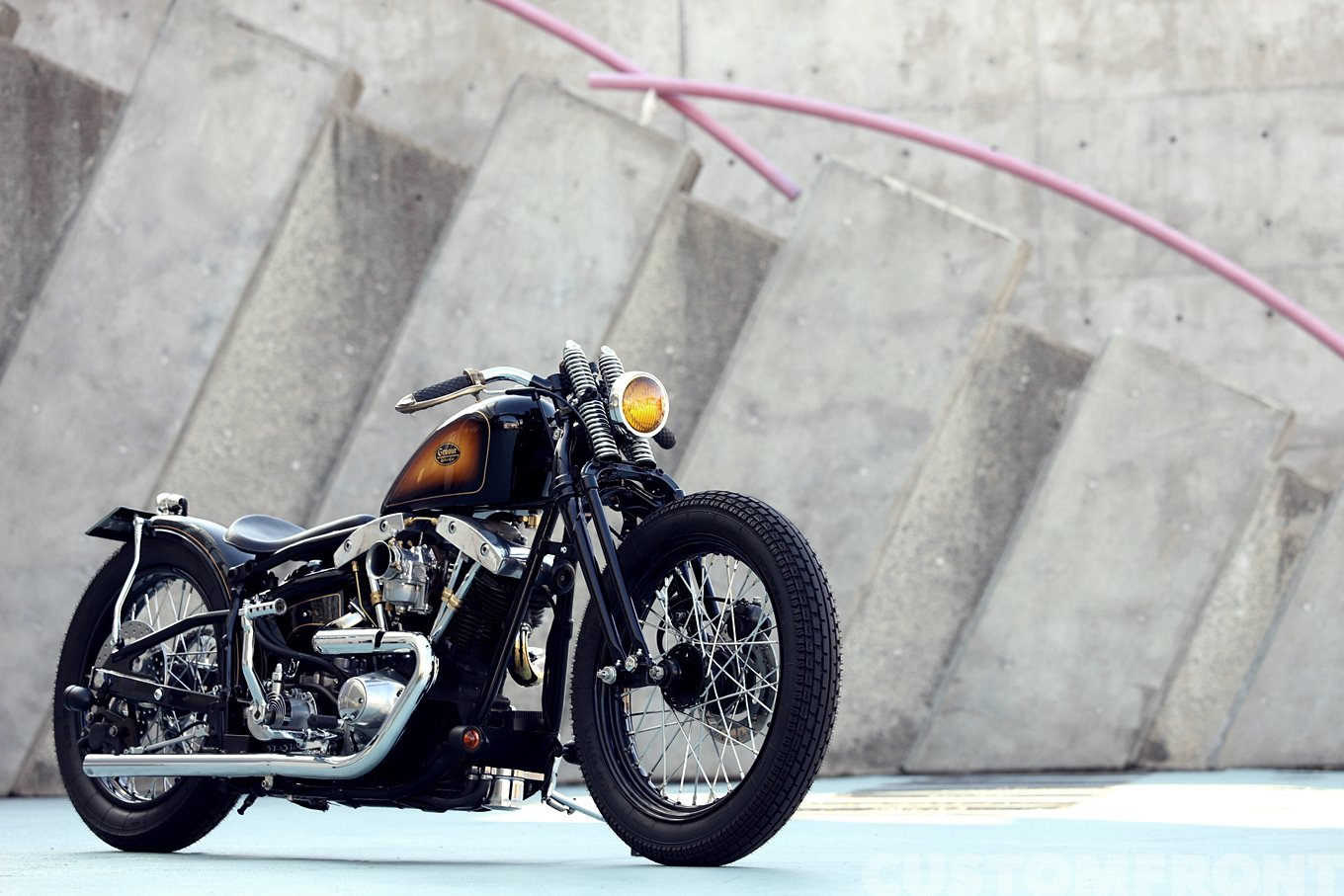 4速フレームショベルヘッドのショーカスタムバイク FXS 1981年