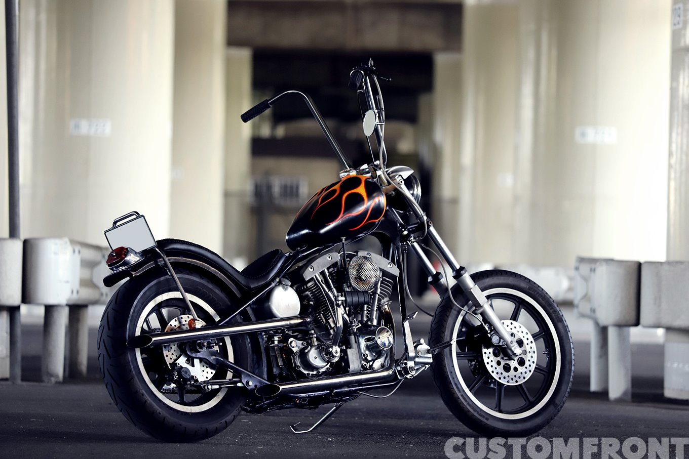 ハーレー ショベルヘッドのオールドスクールチョッパー1972年