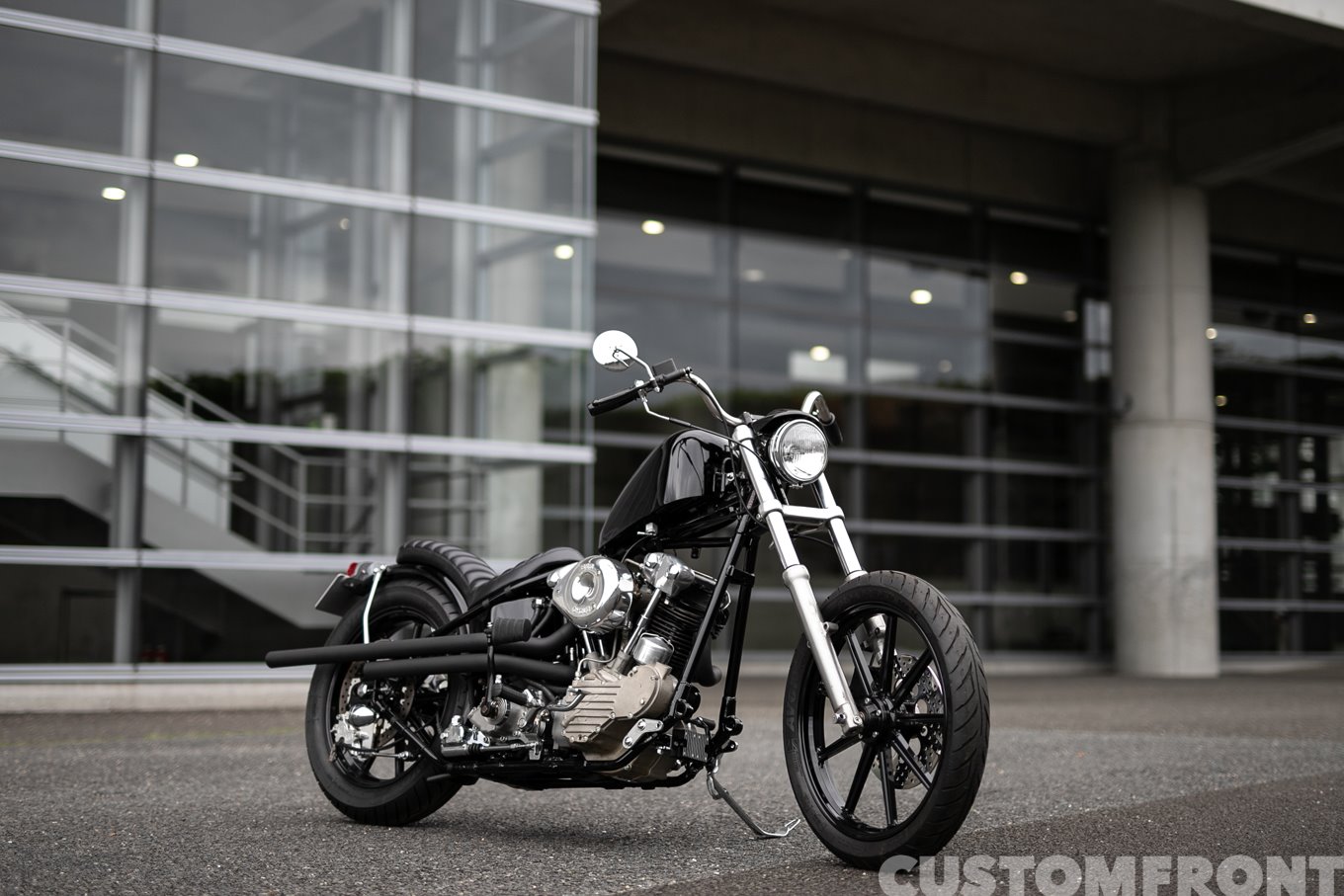 MOTORI GARAGEのハーレー ナックルヘッドS&S製チョッパー 2023年