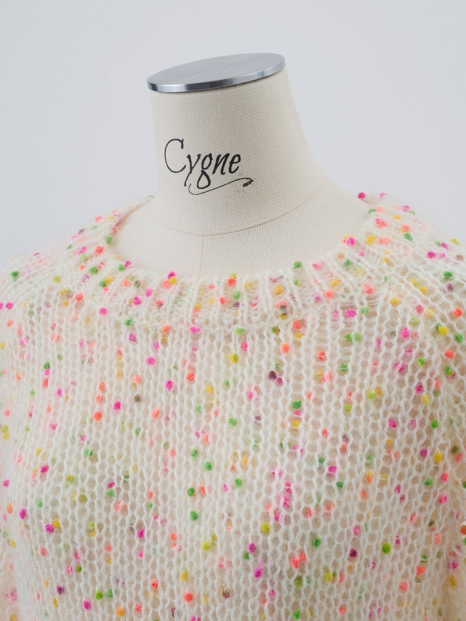 カラフルポンポンニット Sylvian｜Cygne(シーニュ) 公式サイト