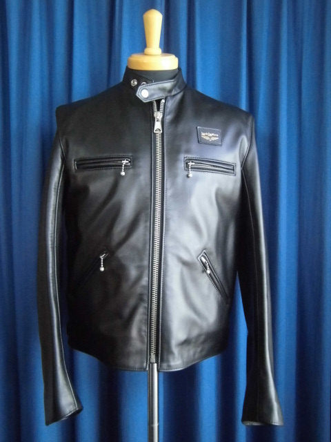 シンプルに、さりげなく。Lewis Leathers Sportsman No.69: D.Lewis