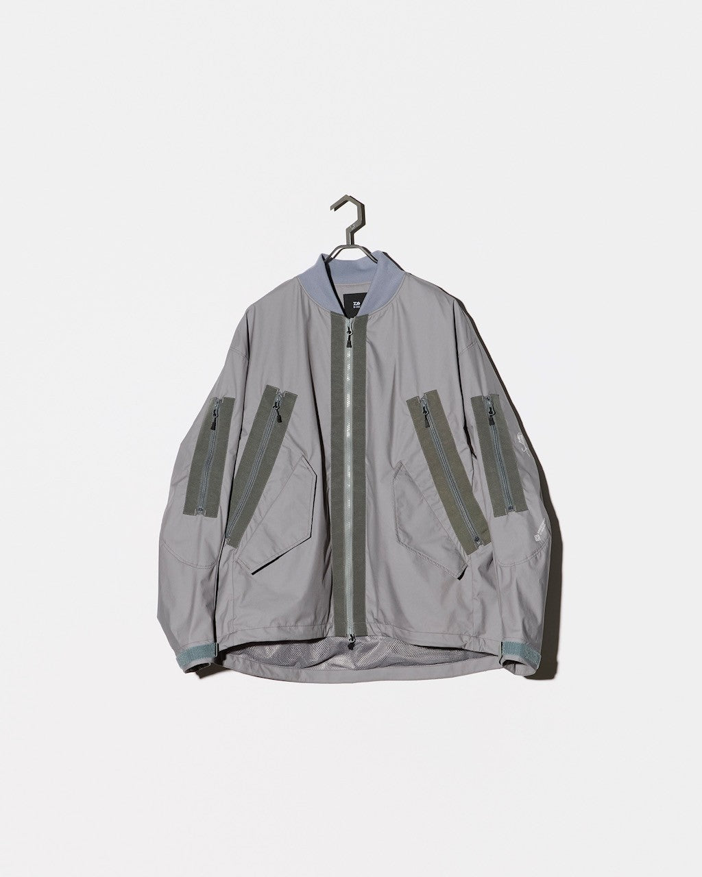 D-VEC×ALMOSTBLACK】WINDSTOPPER MA-1 BLOUSON